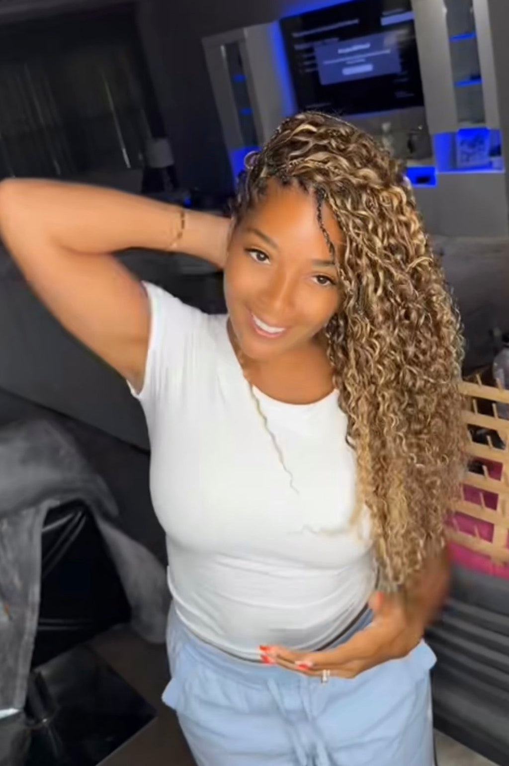 Toya’s Caramel Blonde Mix 18” Deep Wave